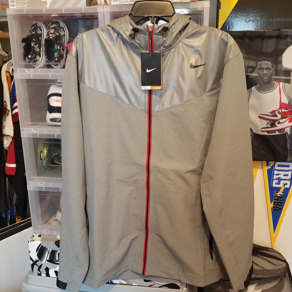 New With Tag Nike Pro Training Wind Jacket Sz L